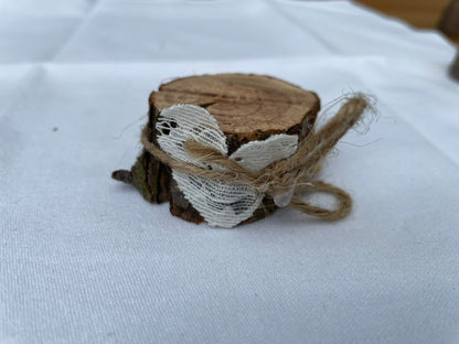 Namensschildhalter mit Spitzenherz
